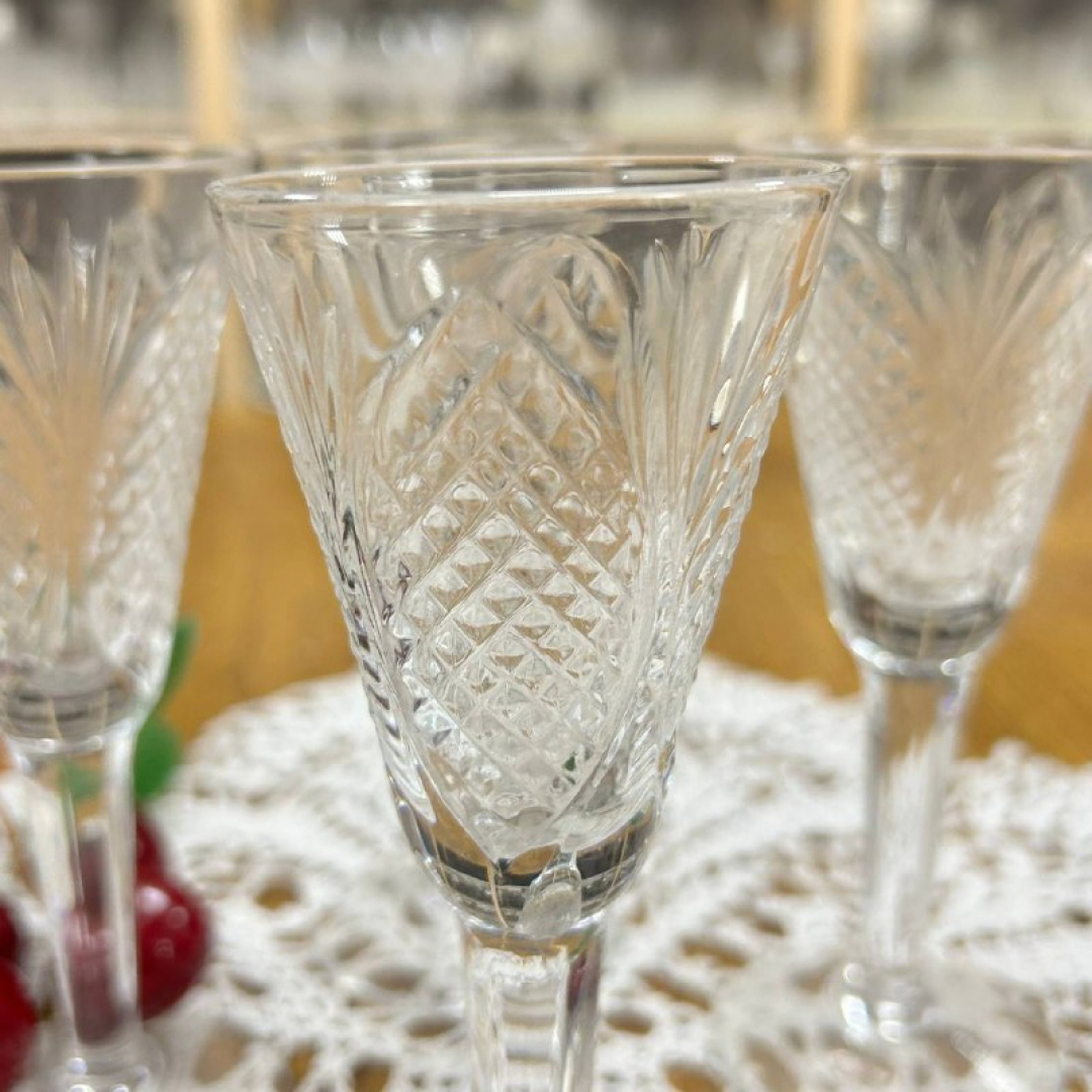 Набор рюмок из хрусталя "Ананас" Дятьковского ХЗ, рисунок от формы. Винтаж. Цена за 4шт. Картинка 4